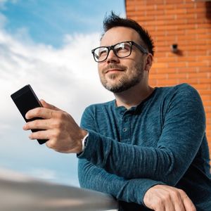 testimonial-avatar